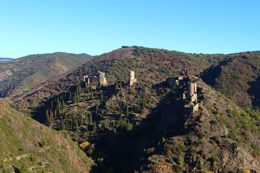 chateaux-de-lastours