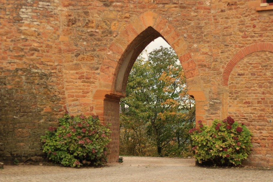 montmelas-beaujolais