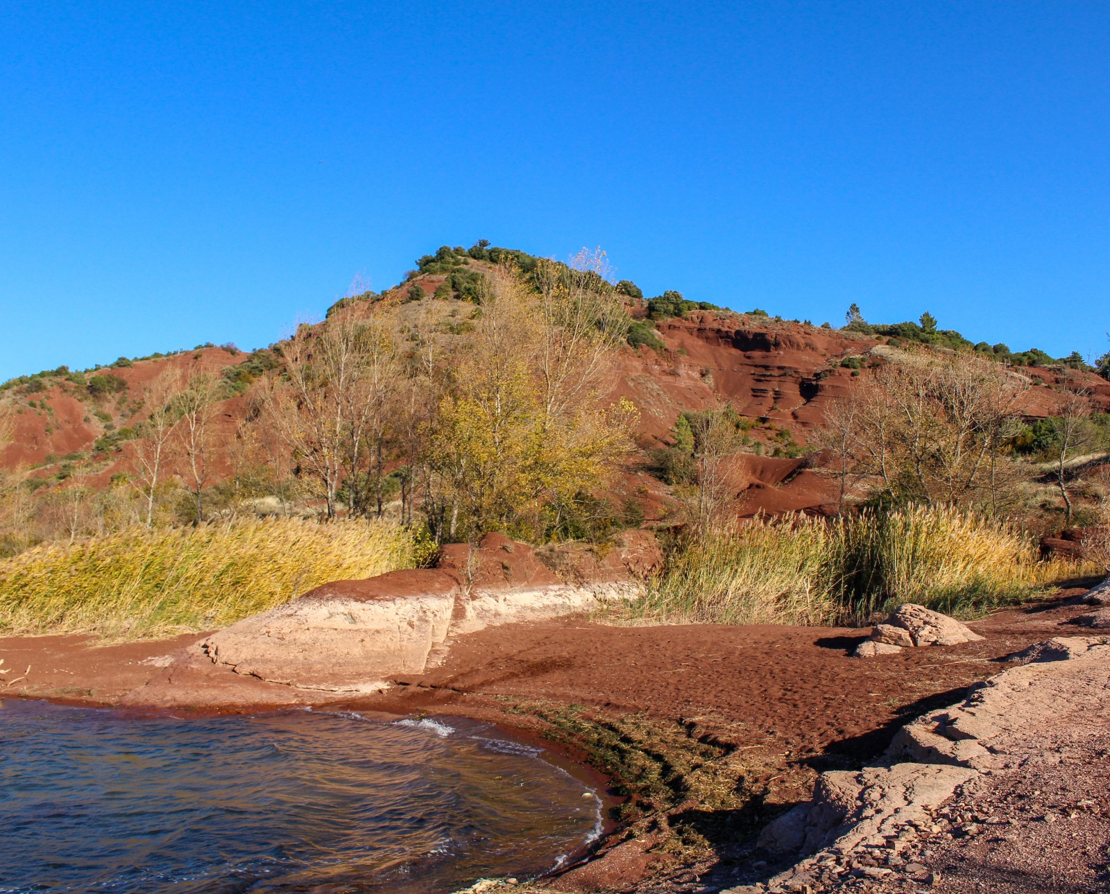 randonnées lac salagou