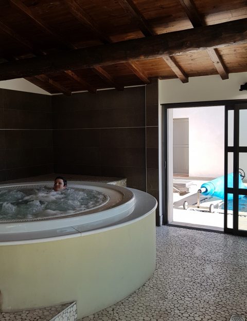 avis oustau camarguen spa