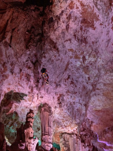 descente rappel grotte salamandre