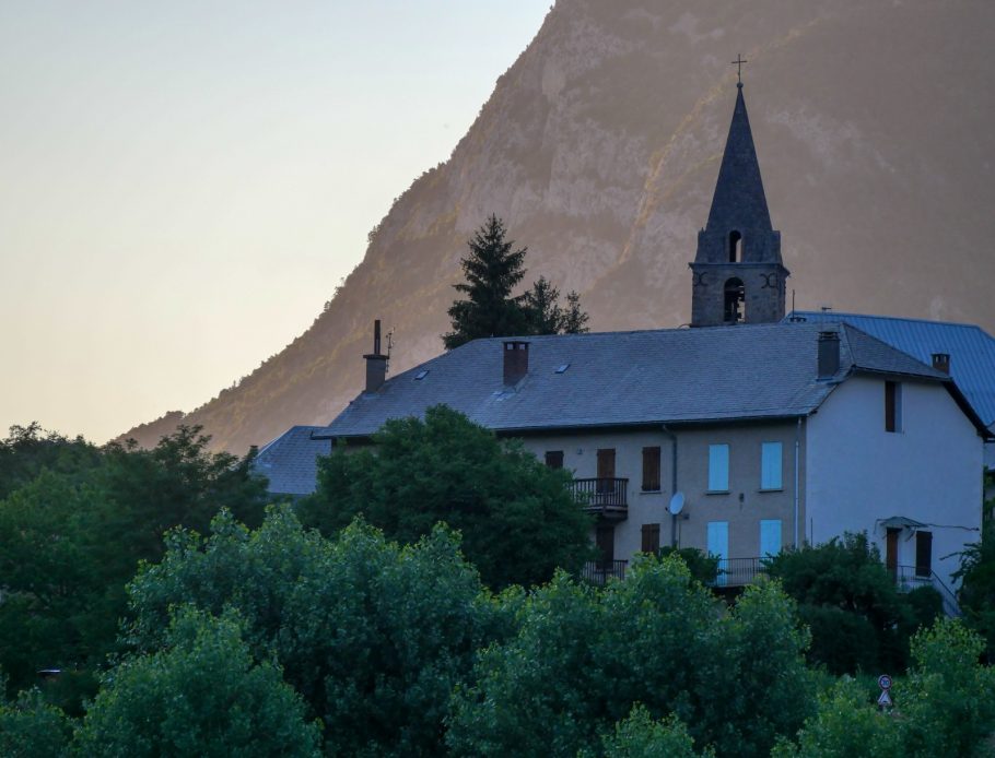 village lauzet ubaye